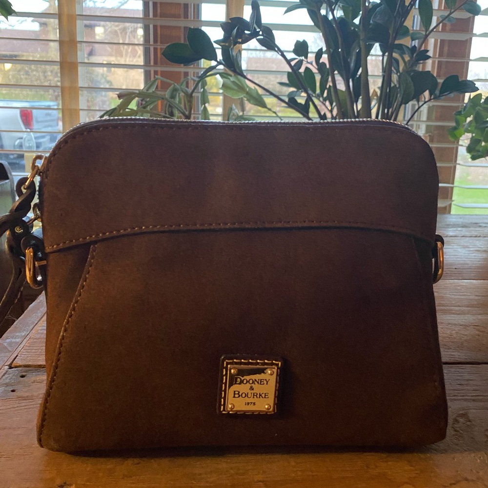 NWT Dooney & Bourke chocolate suede Cameron crossbody